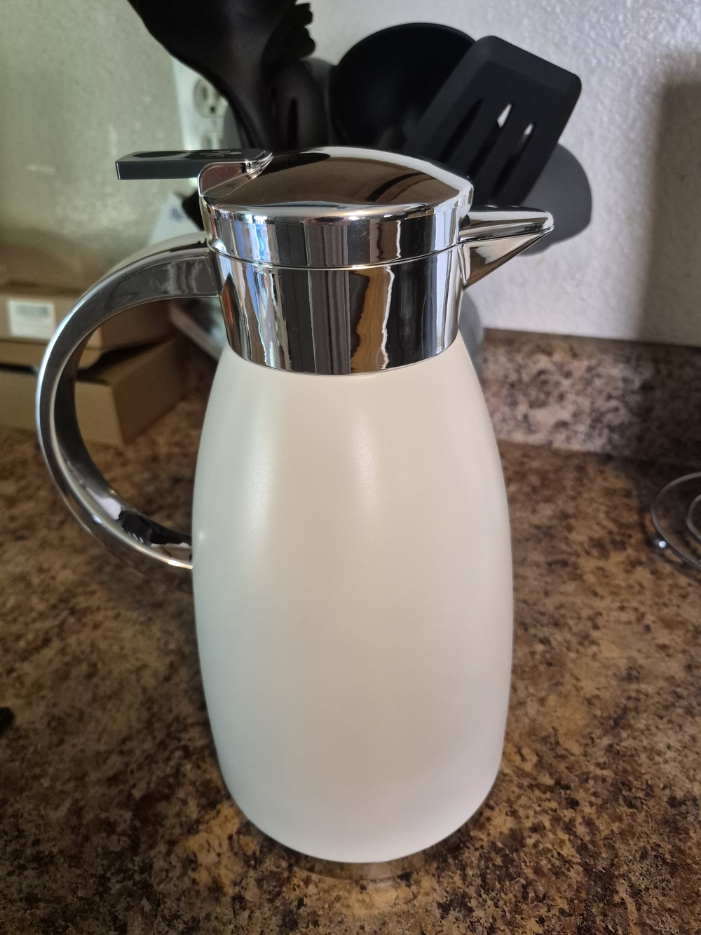 The Pampered Chef White and Chrome Insulated Pitcher